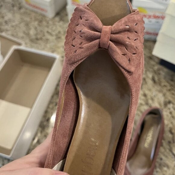 Vintage California Magdesians Women’s Suede Peep Toe Wedge Heels Bow Size 6M - Picture 6 of 15